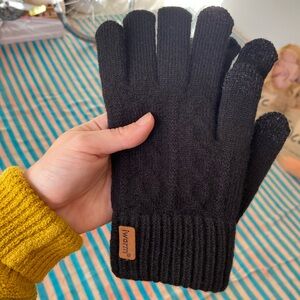 NEW ALPACA Wool 70% Touch Screen Gloves Cable Knit Light Grey Phone Thick Winter